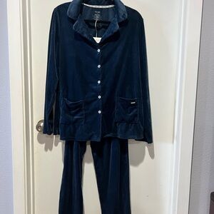 🛍️ Nine West Navy Blue Velour Pajama Set